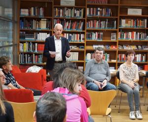Begrüßung in der Bibliothek Schlandersburg Leichte Sprache