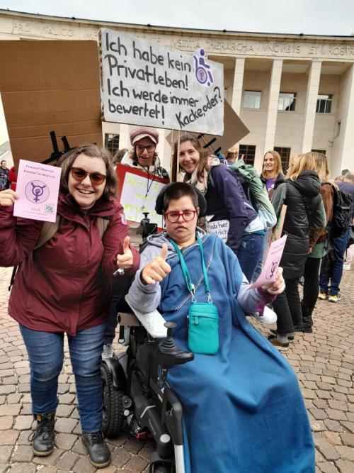 Selbstvertreterinnen an Demo