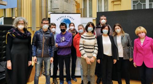 Prüfleser*innen Broschüre Sachwalterschaft in Leichter Sprache 